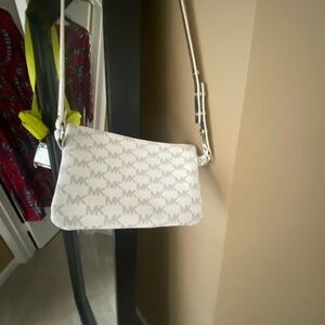 Michael Kors White Shoulder Bag